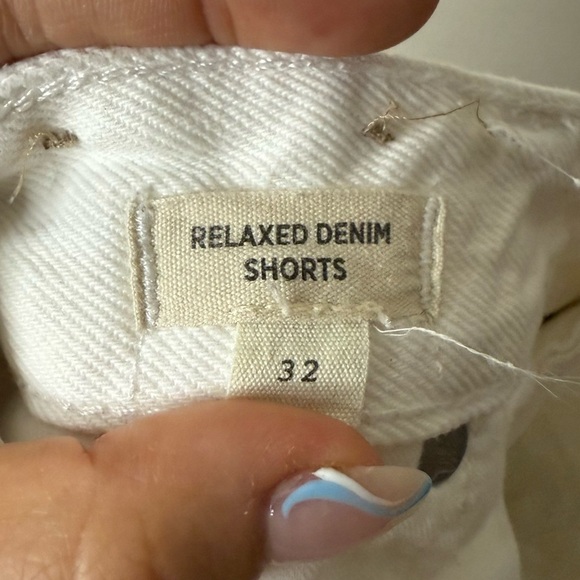 MADEWELL Relaxed Denim Distressed White 100% Cotton Summer Rigid Denim Shorts - Picture 12 of 12